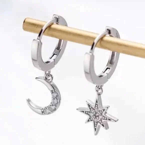 MOON STAR 925 STERLING SILVER DIAMOND HOOPS, NICE EARRINGS, CUTE EARRINGS - Picture 1 of 3